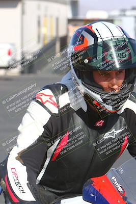 media/Apr-10-2022-SoCal Trackdays (Sun) [[f104b12566]]/Around the Pits/